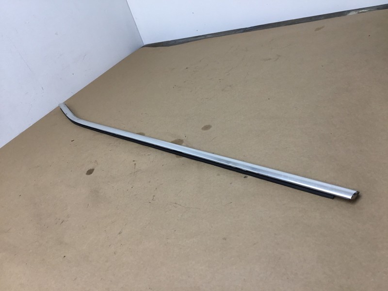BMW X5 F15 2016 Front Left Driver Door Window Belt Molding 14 15 16 17 18 |:O
