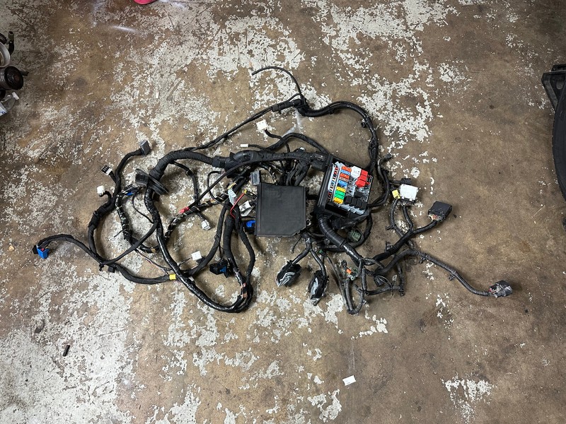 14-15 FIAT 500e Electric UNDER HOOD ENGINE BAY WIRE WIRING HARNESS OEM