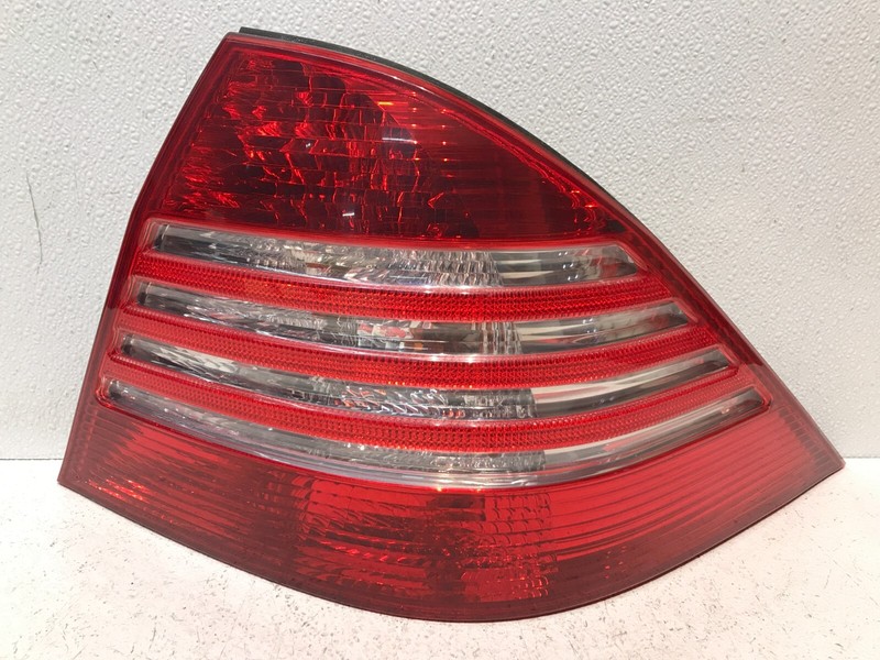 2003-2006 Mercedes S430 Right Passenger Side Tail Light RH OEM