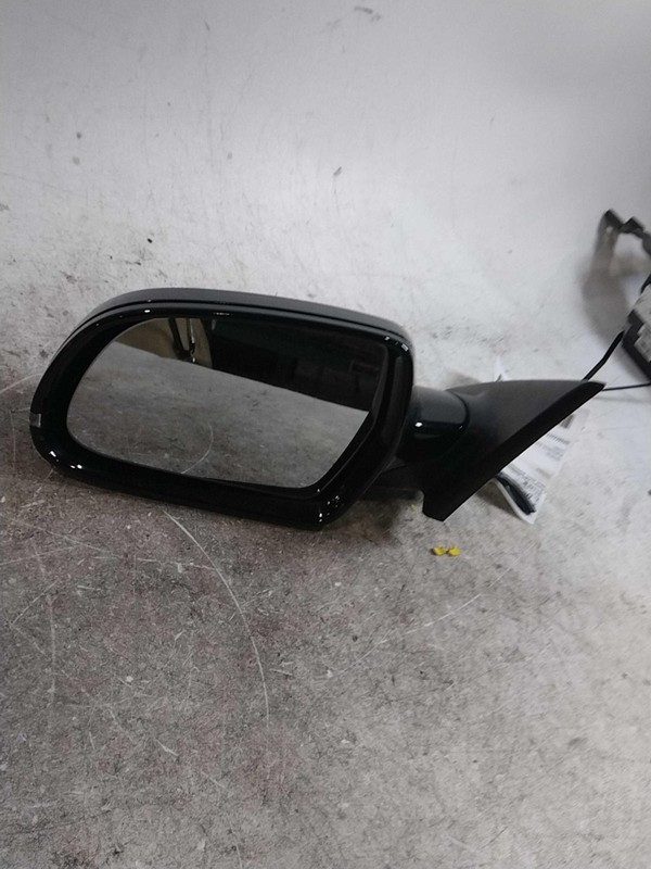 2011 Audi A5 Left Door Mirror Assembly Black OEM 585247 104K Miles