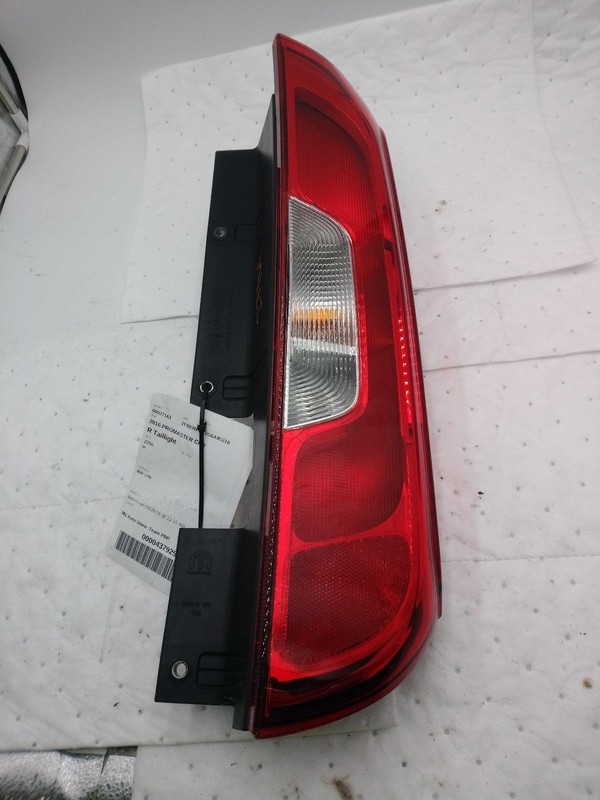 2016 RAM ProMaster City Right Tail Light Assembly White OEM 262772 167K Miles