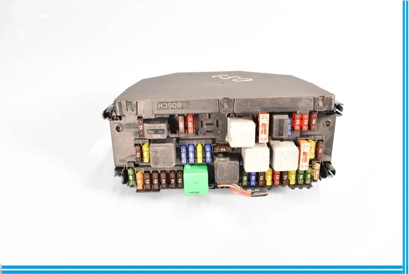 10-20 Mercedes W204 SLK350 E350 C250 Front SAM Module Relay Fuse Box OEM