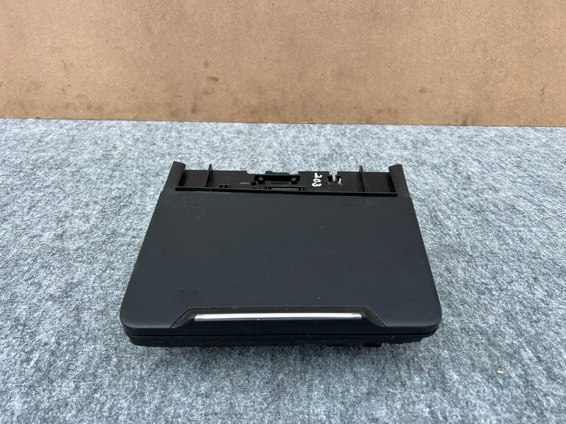 GENESIS G70 2019-2026 OEM CENTER CONSOLE TRAY AUX USB PHONE CHARGER ASSEY