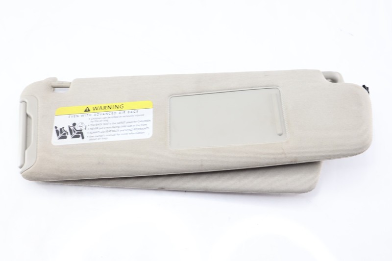 ✅ 07-15 Audi Q7 L4 Right Passenger Sun Visor Shade Illuminated Gray 4L0857552D