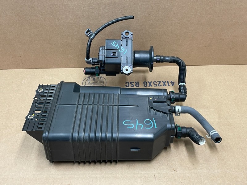 2021-2025 Lexus IS300 Fuel Vapor Charcoal Canister Tank Unit 2.0L 1645 OEM