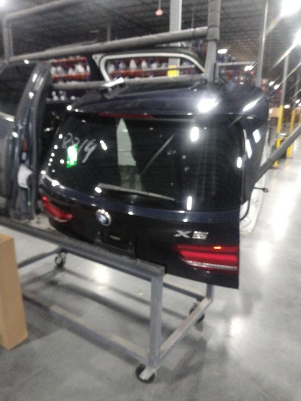 Used Deck Lid fits: 2015 Bmw X5 upper privacy tint glass w/o camera Grade A