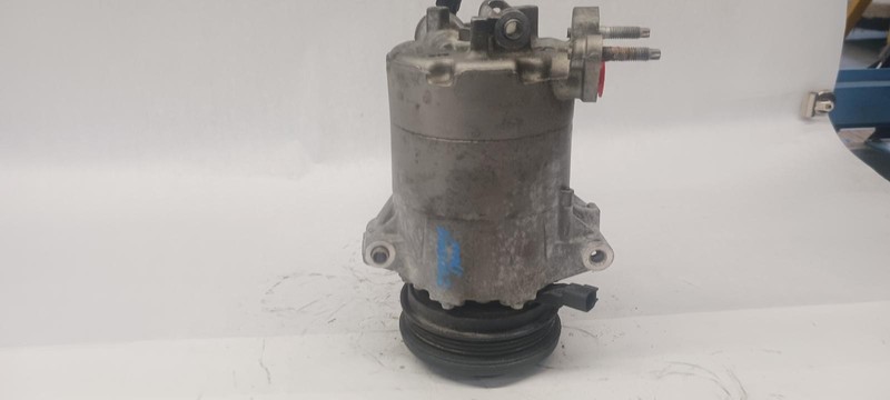 13-'16 FORD ESCAPE AC Compressor 2.0L 91k miles OEM 1 Year Wnty!