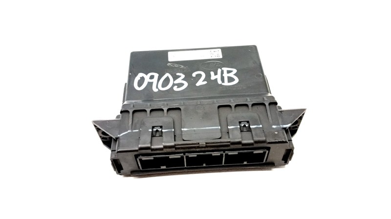 17-19 JAGUAR X760 XE A/C HEATER CONDITIONER CLIMATE CONTROL MODULE OEM 090324B