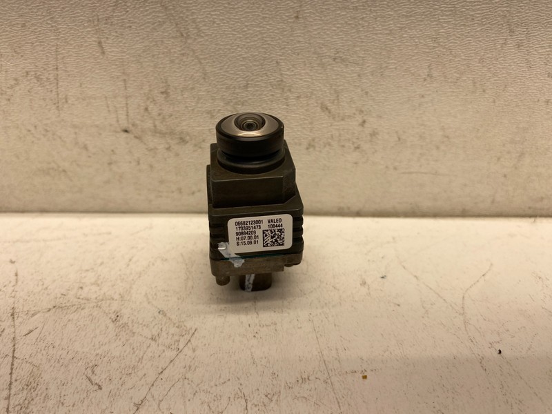 2016-2019 BMW X1 BACKUP REAR VIEW CAMERA OEM