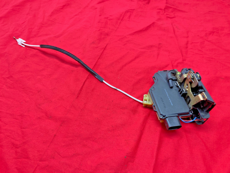 98-05 Porsche 911 Boxster 986 Front Left Side Door Lock Latch Actuator 78K OEM ✅