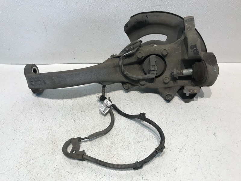 09-14 Hyundai Genesis Front Left Driver Spindle Knuckle Hub OEM