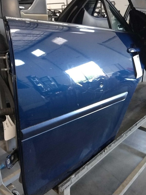 2006 Toyota Camry Left Door Blue Small Dent 343317 144K Miles