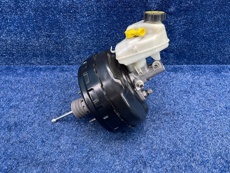 2016-2019 Buick Cascada Power Brake Booster With Master Cylinder 13338058 OEM