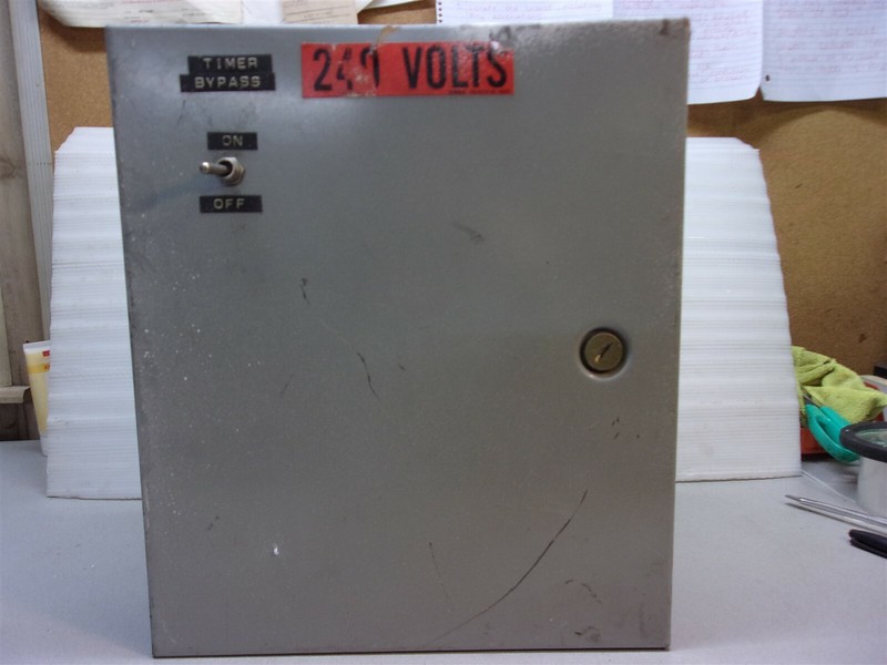 Hoffman Type 1 Enclosure Box J-323 240V *FREE SHIPPING*