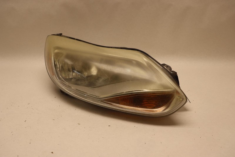 2012-2014 FORD FOCUS RIGHT PASSENGER SIDE HEADLIGHT HALOGEN HEADLAMP OEM