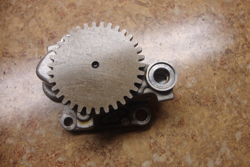 2003 Honda TRX300EX TRX 300 TRX300 EX Engine Motor Oil Pump Gear Housing 03