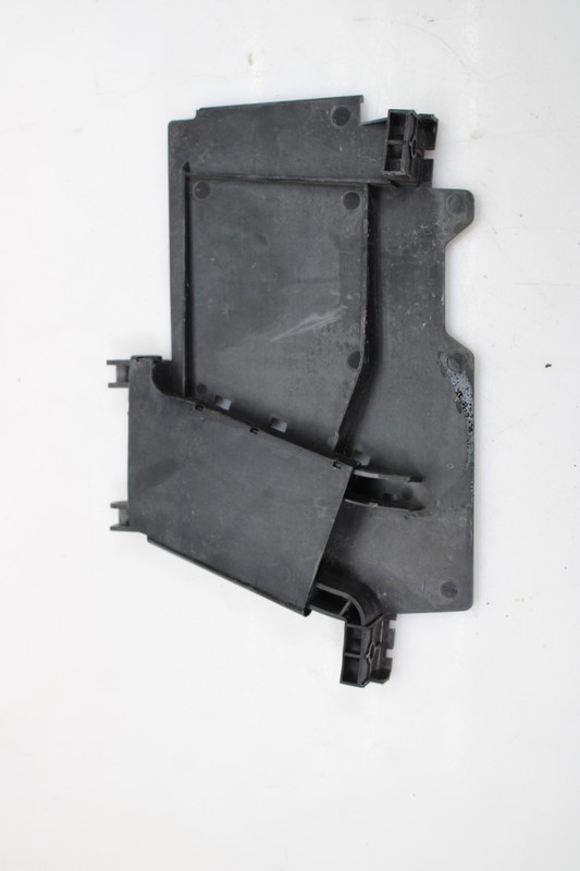 2000-2006 AUDI TTBODY COVER PART END PIECE PANEL BLACK OEM 8N0971824