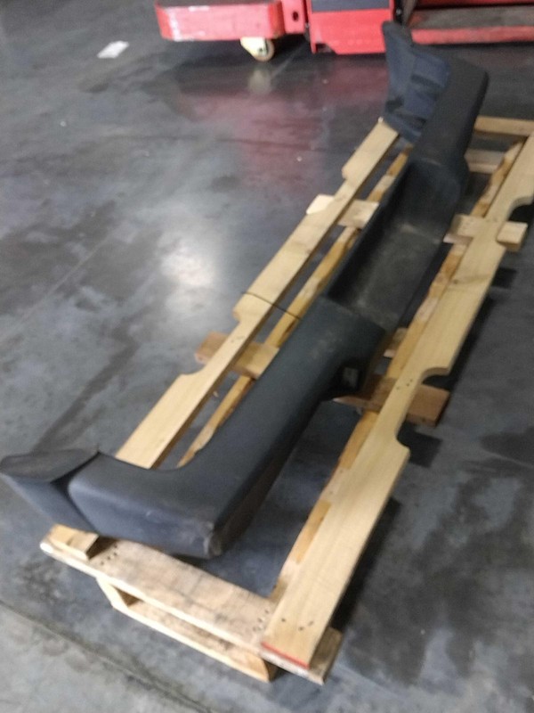 2021 Jeep Wrangler White Rear Bumper Assembly OEM 71000 Miles NJ25-18078-452229
