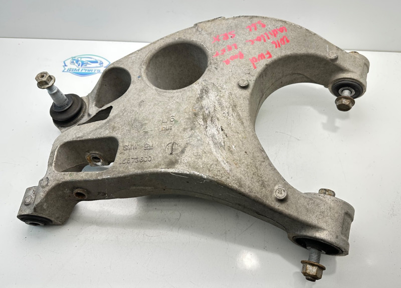2010-2016 Cadillac SRXFWD Rear Left Driver Side Lower Control Arm OEM 15873600