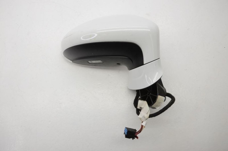 2010-2014 Porsche Panamera 970 4.8L White Passenger Right Side Power Door Mirror