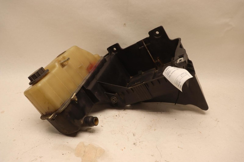 2011-2016 FORD F250 SD 6.7L DIESEL LEFT COOLANT RESEVOIR W/ BATTERY TRAY OEM