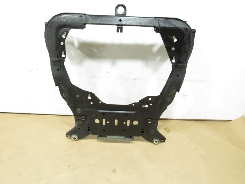 15-19 Land Rover Discovery Sport 2018 L550 2.0L AWD Front Crossmember Subframe ;