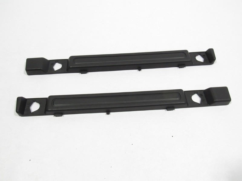 15-19 Land Rover Discovery Sport 2018 L550 Rear Trunk Cargo Sliding Rail Set ;