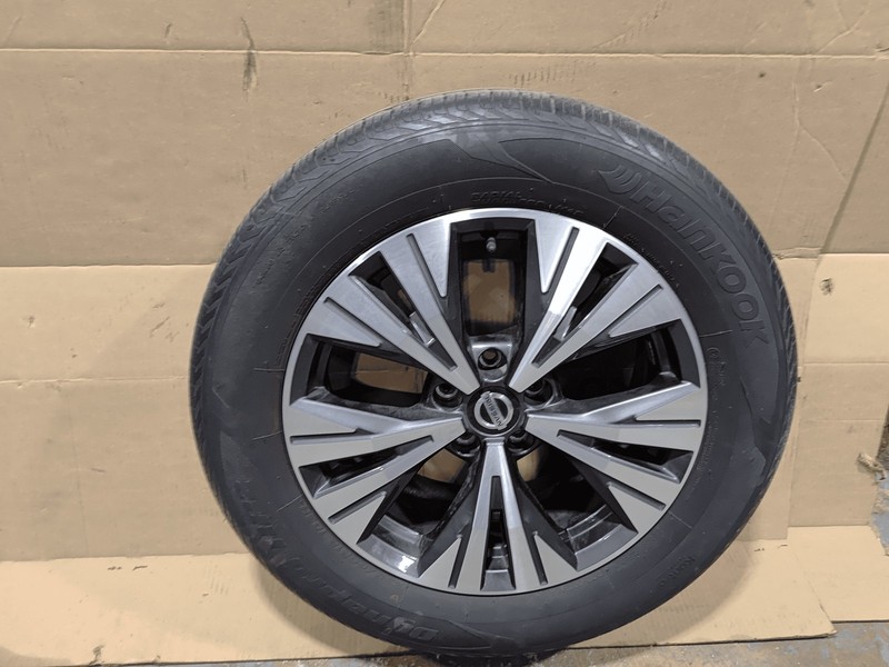 2021-2023 NISSAN ROGUE WHEEL RIM HANKOOK TIRE RING 18" 18X7.5J 40 235/60 R18 OEM