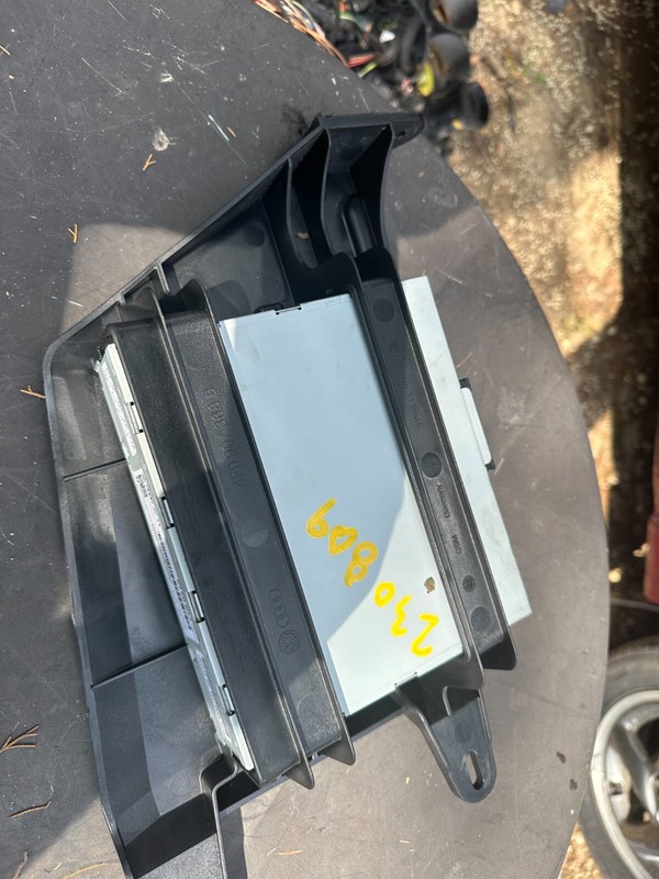 09-17 AUDI A5 A6 Q7 S5 S6 OEM STEREO RADIO RECEIVER CONTROL UNIT 4F0035082A