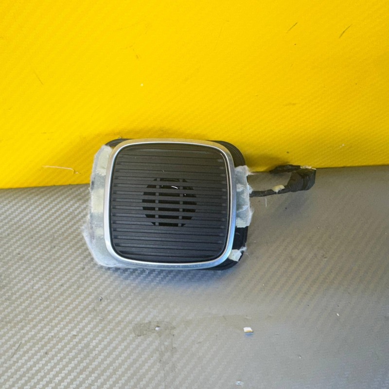 2022-2025 Jeep Grand Wagoneer Rear Speaker 68347096aa