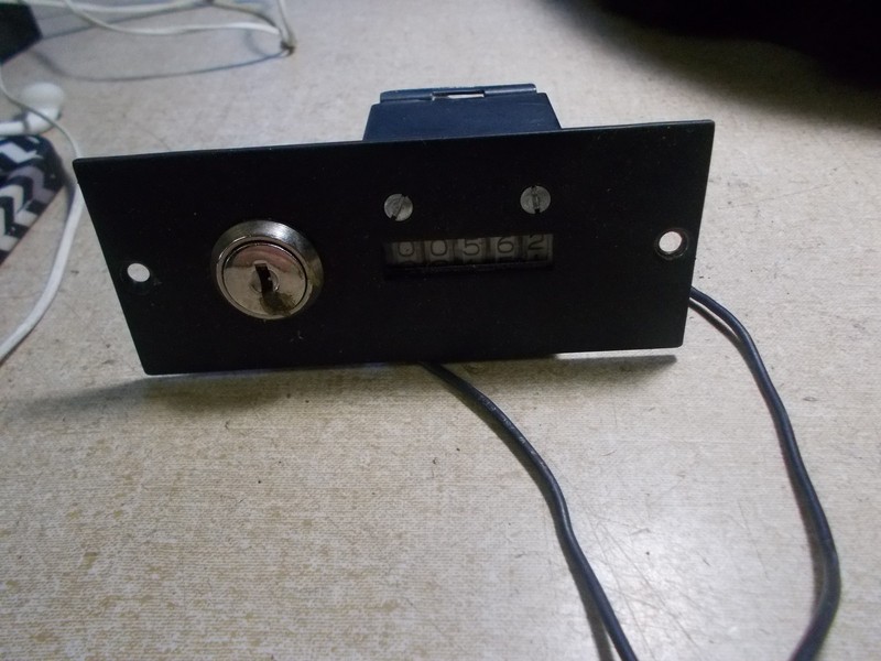 Enmco P4B52A Electrical Counter, NO KEY *FREE SHIPPING*
