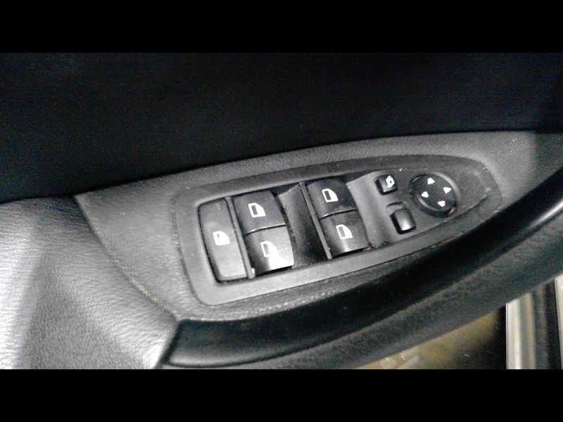 Driver Front Door Switch Driver's Mirror And Window Fits 16-22 BMW X1 1599547