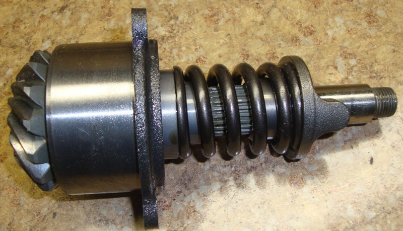 2005 Suzuki Boulevard VL800 VL 800 S50 C50 Engine Final Output Shaft Bevel Gear