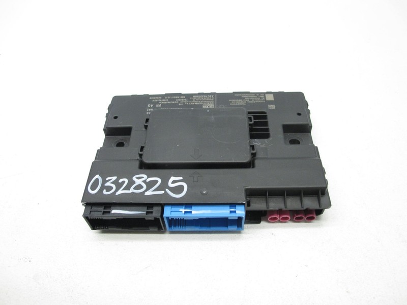 17-19 AUDI B9 A5 S5 A4 S4 GATEWAY INTERFACE COMPUTER CONTROL MODULE UNIT OEM 032