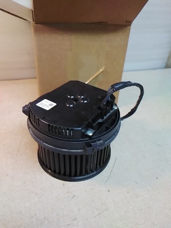Freightliner DRF-84A34-005 Blower Motor