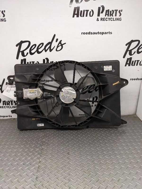 Radiator Fan Motor Fan Assembly Thru 10/03/2019 Fits 14-19 CHEROKEE 1113585