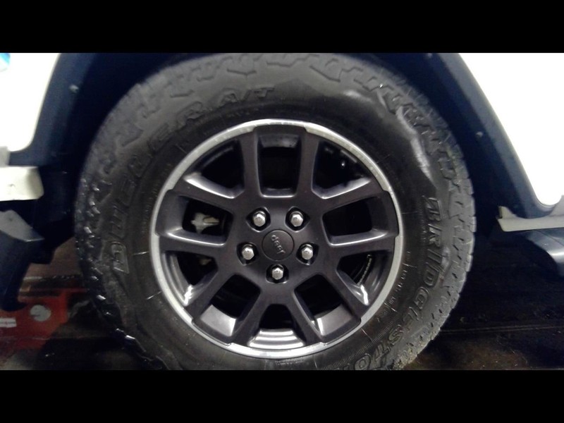 Rim Wheel 18x7-1/2 Fits 20-23 GLADIATOR 1595521