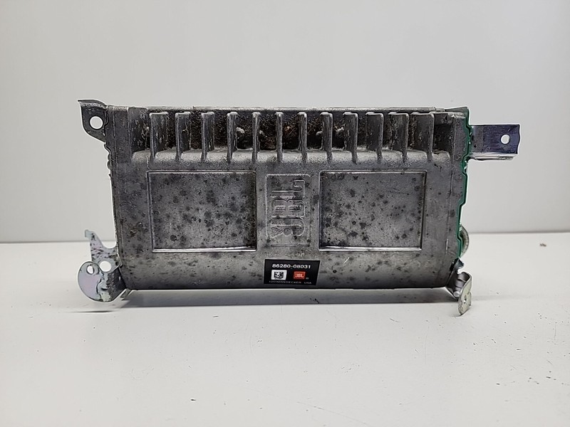 8628008031 | 11 12 13 14 15 16 17 Toyota Sienna Venza JBL Premium Amplifier OEM