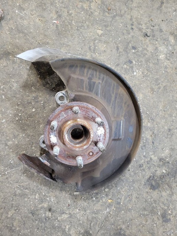 Driver Left Front Spindle/Knuckle Fits 10-16 SRX 1673125