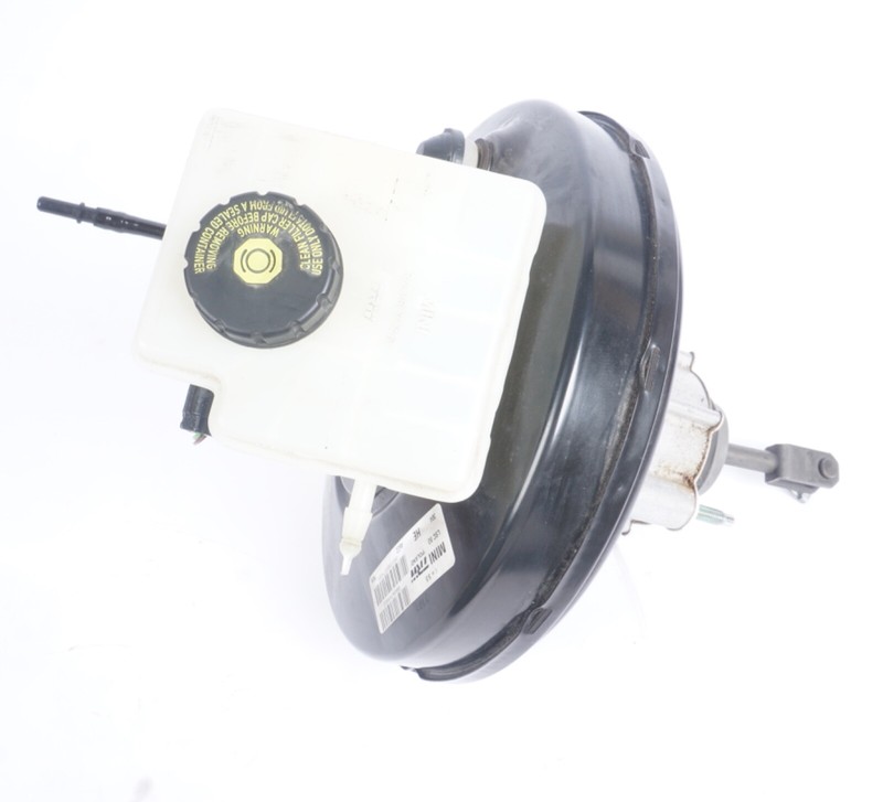 2014-2017 Maserati Ghibli Power Brake Booster W/ Master Cylinder & Reservoir OEM