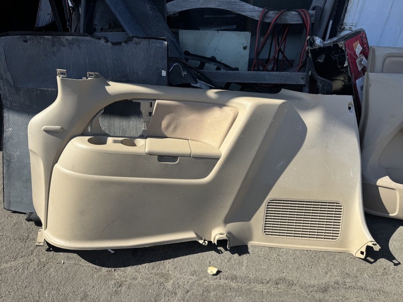 05-010 Honda Odyssey Right Rear Lining Assy. Beige Trim Panel 84610-SHJ-A000 OEM