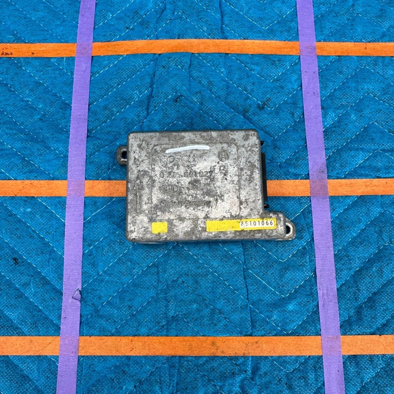 1987–1991 Volvo 780 Bertone Body Control Module Bosch OEM 0285001027