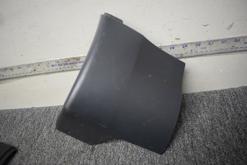 LAND ROVER DISCOVERY DOOR SILL FACTORY OEM