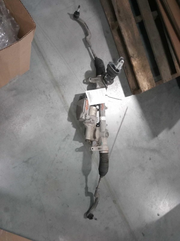 2016 Mercedes-Benz CLA-Class Rack and Pinion Assembly OEM 2464604901 Black