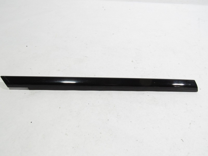 13-19 Mercedes SL550 R231 2013 Right Passenger Door Window Belt Molding Trim ;