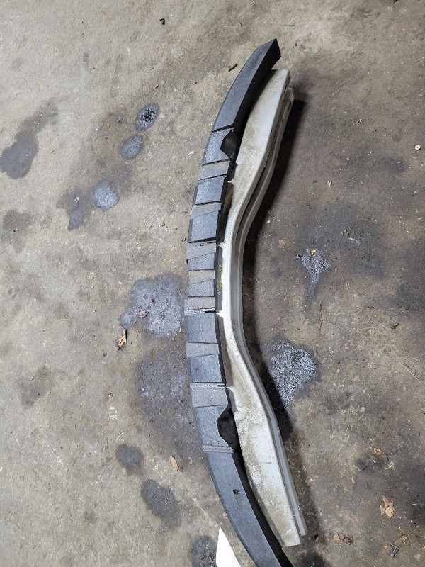Front Bumper Reinforcement Fits 03-07 ION 1622201