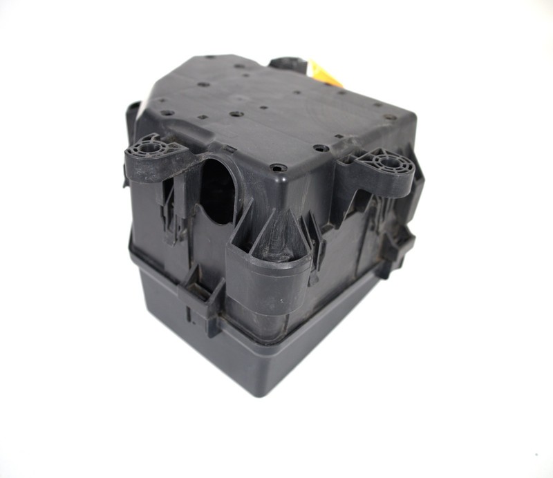 2008 2009 Pontiac G8 Engine Fuse Box Junction Block Relay Module OEM