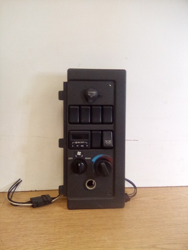 Volvo VNL Climate Control Sleeper Panel 8083023