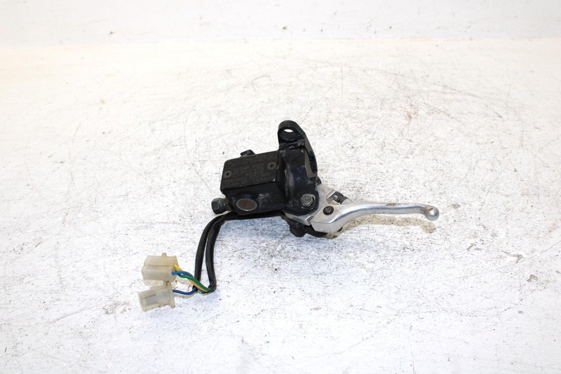 1999 Yamaha Vmax 600 Sx Oem Brake Master Cylinder8DF-W2587-40-00 SY5