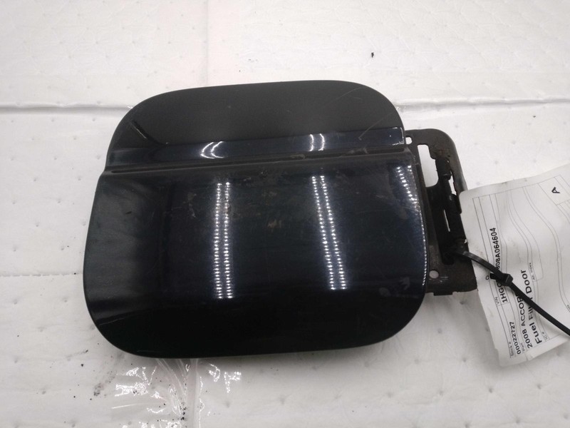 2008 Honda Accord Fuel Filler Door Black OEM Used 122K Miles NJ25-22727-577277